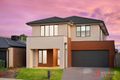 Property photo of 28 Roundhay Crescent Point Cook VIC 3030
