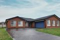 Property photo of 3 The Grove Hillvue NSW 2340