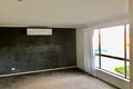 Property photo of 8 Manningtree Parade Craigieburn VIC 3064