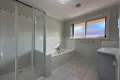 Property photo of 88 Yarcombe Crescent Craigieburn VIC 3064