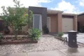 Property photo of 27 Cockatiel Circuit Craigieburn VIC 3064