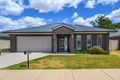 Property photo of 3 Weathers Place Wodonga VIC 3690