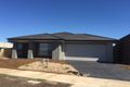 Property photo of 33 Goldeneye Circuit Werribee VIC 3030