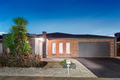Property photo of 12 Desert Gum Way Brookfield VIC 3338