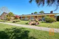 Property photo of 1 Gifford Close Berwick VIC 3806
