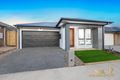 Property photo of 7 Manresh Mews Fraser Rise VIC 3336