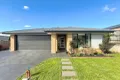 Property photo of 12 County Drive Drouin VIC 3818