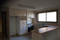 Property photo of 25 Oxley Way Endeavour Hills VIC 3802