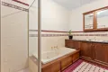 Property photo of 4 Emerald Walk Bundoora VIC 3083