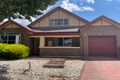 Property photo of 30 Garonne Circuit Roxburgh Park VIC 3064