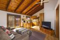Property photo of 2 Hargrave Court Mill Park VIC 3082