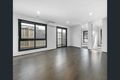 Property photo of 32 Freiberger Grove Clyde North VIC 3978