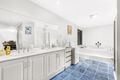 Property photo of 31 Tennyson Circuit Mill Park VIC 3082