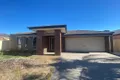 Property photo of 21 Windlass Avenue Mooroopna VIC 3629