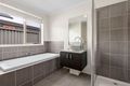 Property photo of 33 Mathieson Place Lara VIC 3212