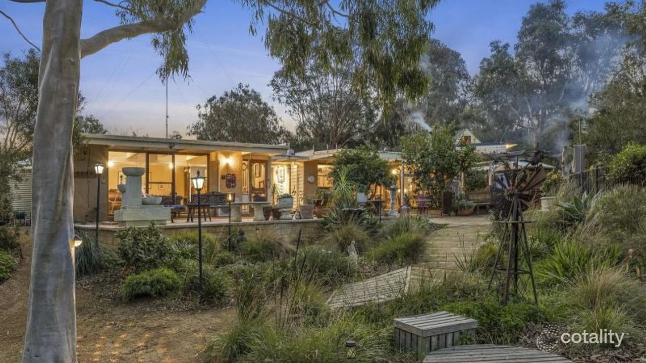4-bedroom house at 39 Bonnyvale Road, Ocean Grove, VIC 3226, Greater Geelong, Victoria