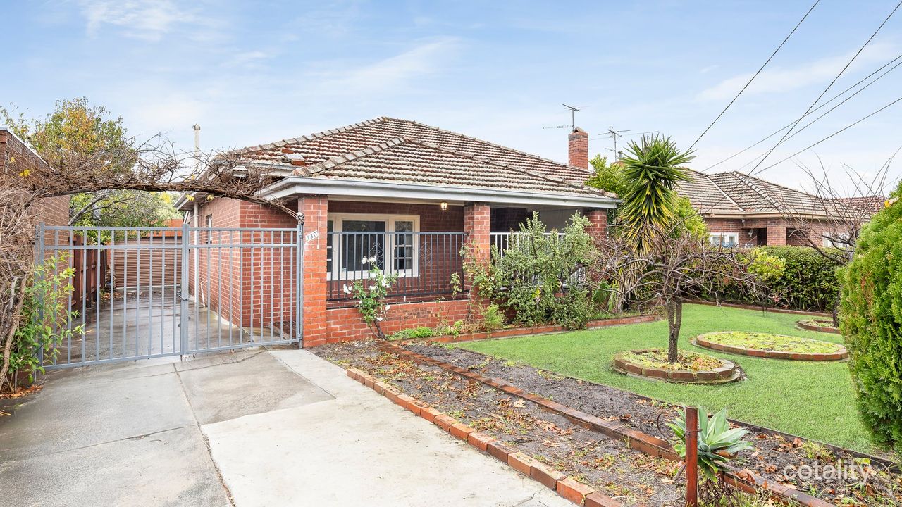 3-bedroom house at 130 Wickham Road, Hampton East, VIC 3188, Bayside (Vic.), Victoria