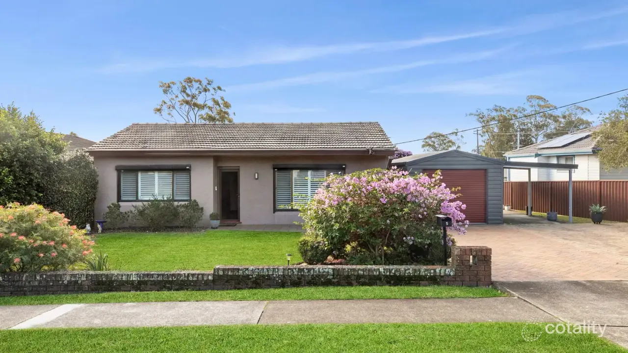 4-bedroom house at 5 Redwood Road, Engadine, NSW 2233, Sutherland Council, New South Wales