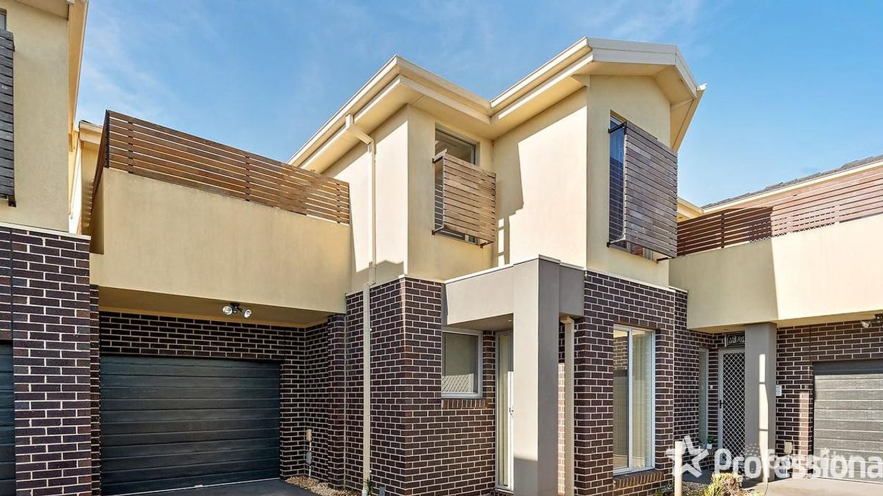 2-bedroom unit at 3/147 Corrigan Road, Noble Park, VIC 3174, Greater Dandenong Council, Victoria