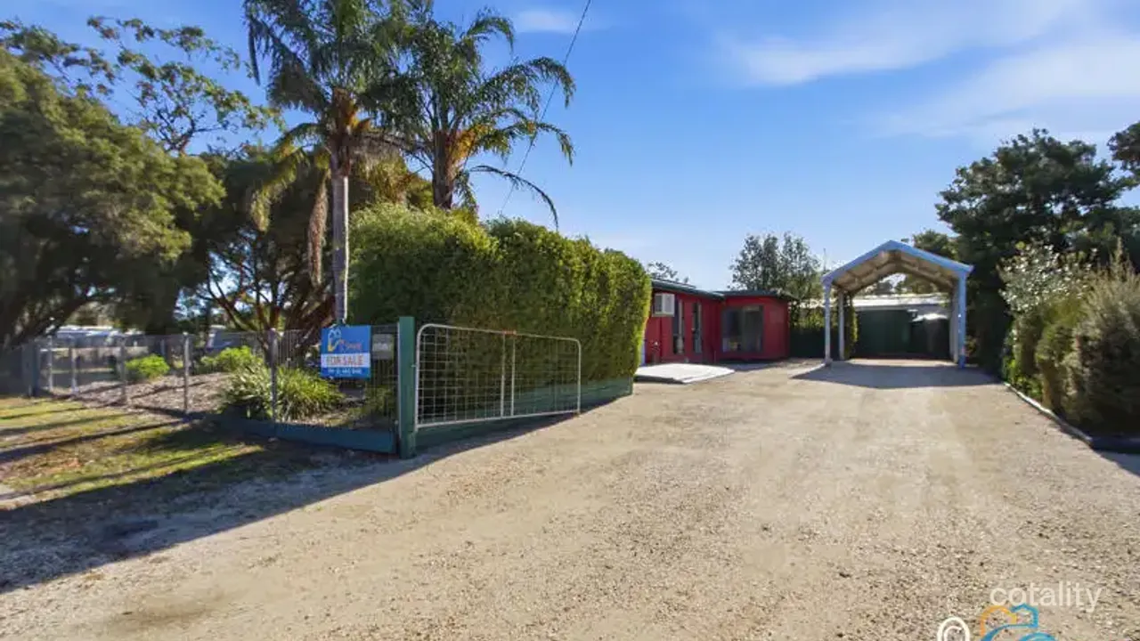 4-bedroom house at 156 Wallaby Street, Loch Sport, VIC 3851, Wellington, Victoria
