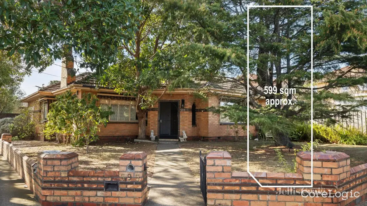 3-bedroom house at 595 Nepean Highway, Bayside Council, Victoria