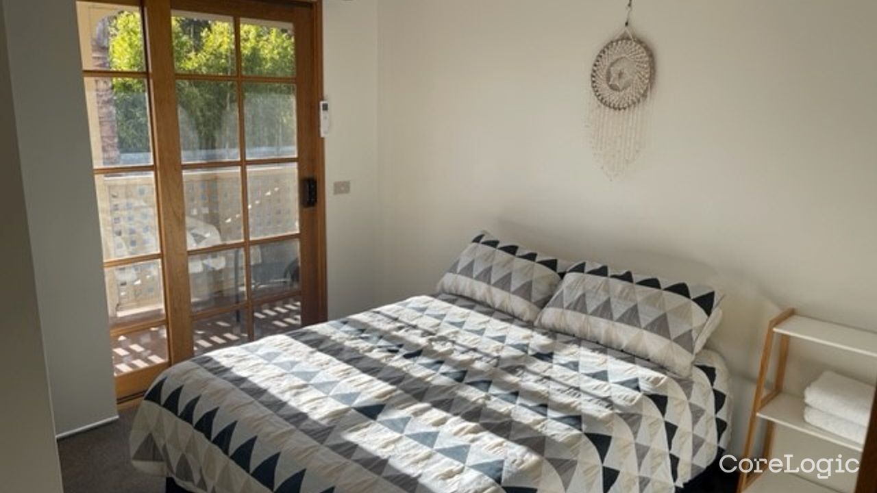 3-bedroom unit at 2/6 Walnut Avenue, Mildura Council, Victoria