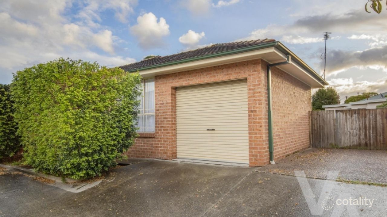 2-bedroom unit at 2/5 Murray Square, Mayfield, NSW 2304, Newcastle Council, New South Wales