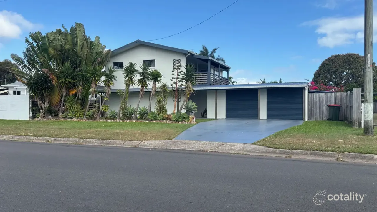 4-bedroom house at 99 Pulgul Street, Urangan, QLD 4655, Fraser Coast, Queensland