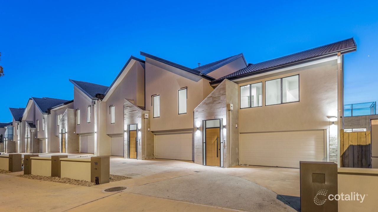 3-bedroom house at 210 Sanctuary Lakes North Boulevard, Point Cook, VIC 3030, Wyndham Council, Victoria