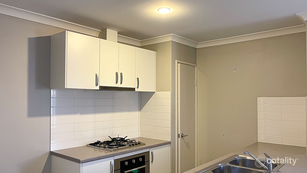 3-bedroom house at 7 Belches Loop, Seville Grove, WA 6112, Armadale Council, Western Australia