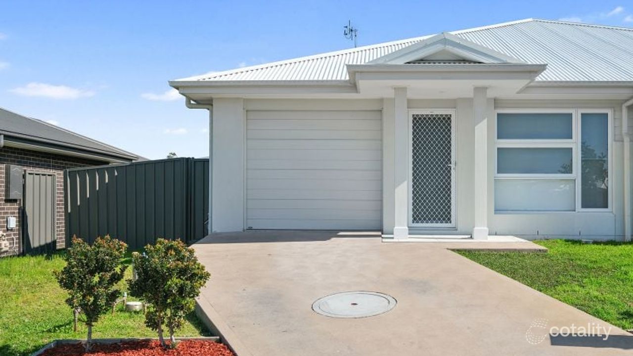 4-bedroom house at 1/21 Sunset Drive, Thornton, NSW 2322, Maitland, New South Wales