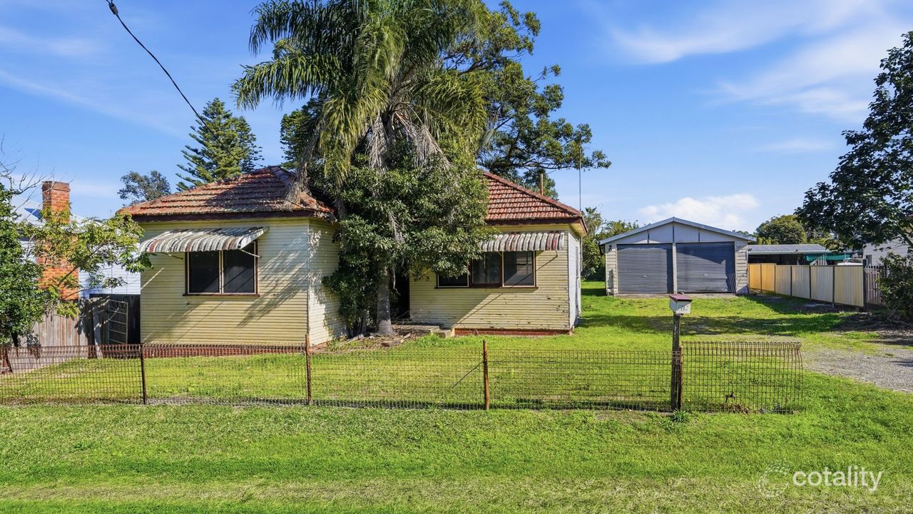 3-bedroom house at 818 Pacific Highway, Marks Point, NSW 2280, Lake Macquarie, New South Wales
