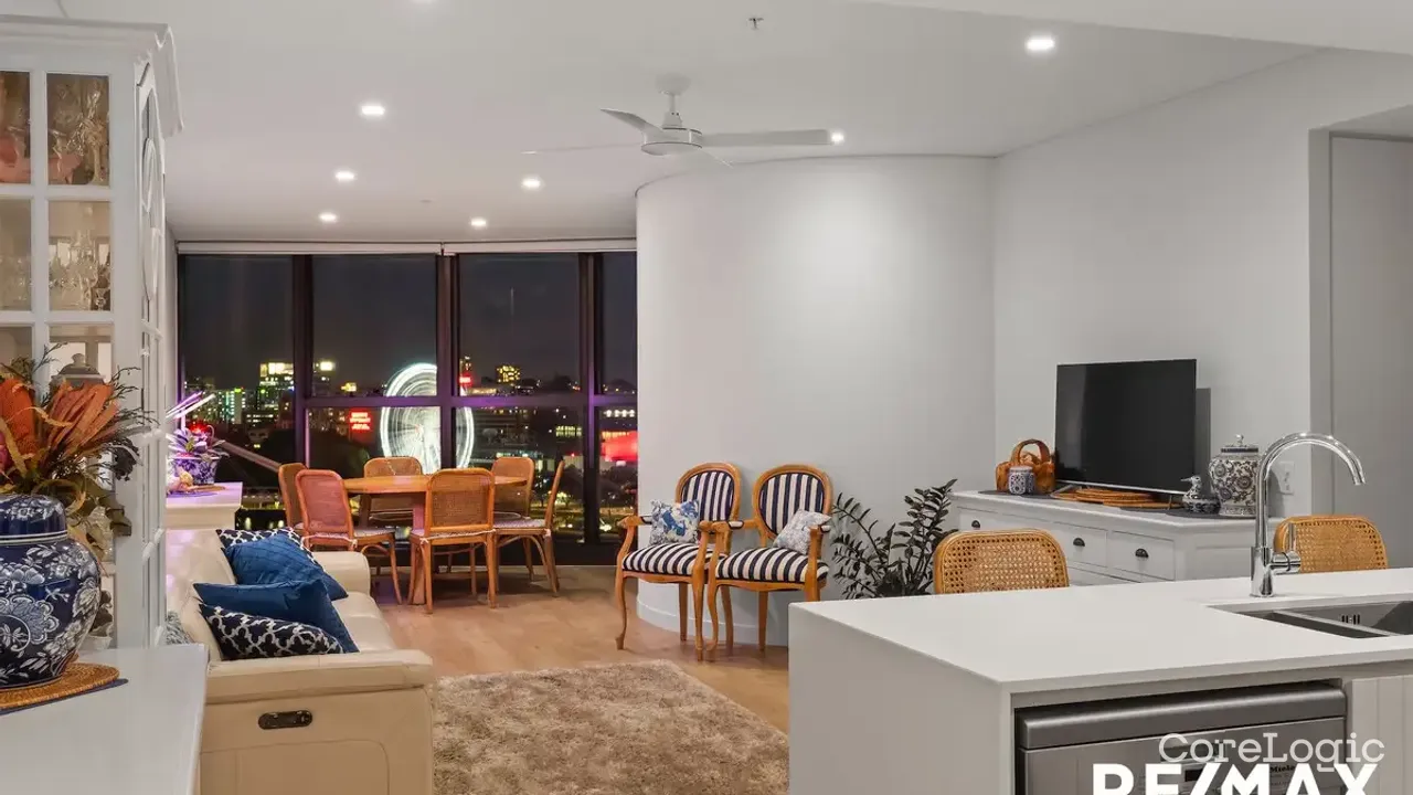 2-bedroom unit at 8 Adelaide Street, Brisbane Council, Queensland