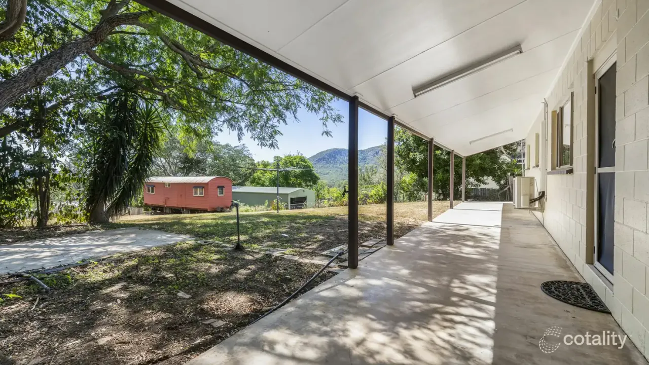 3-bedroom house at 13 Hill Street, Esk, QLD 4312, Somerset, Queensland