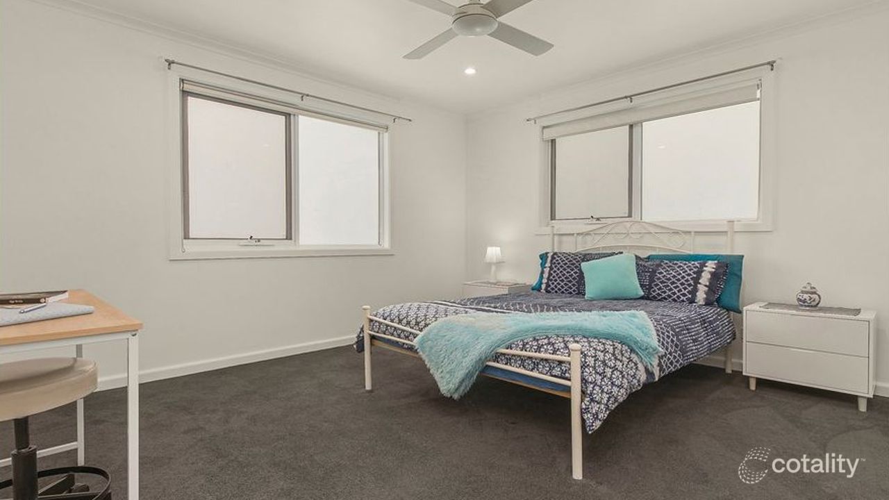 4-bedroom unit at 1/16 Linden Road, Ringwood North, VIC 3134, Maroondah, Victoria