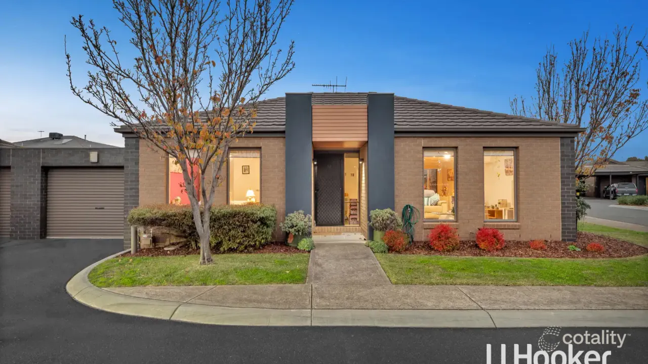 2-bedroom unit at 10/3 Campaspe Way, Point Cook, VIC 3030, Wyndham, Victoria