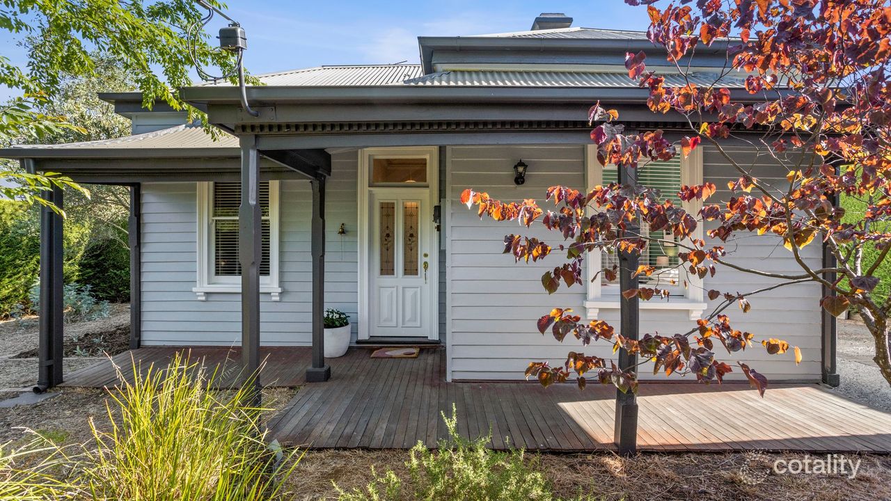 3-bedroom house at 8 Mair Street, Kyneton, VIC 3444, Macedon Ranges, Victoria