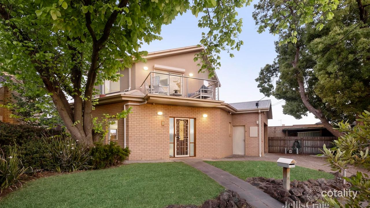 3-bedroom house at 8 Kenneth Street, Bulleen, VIC 3105, Manningham, Victoria