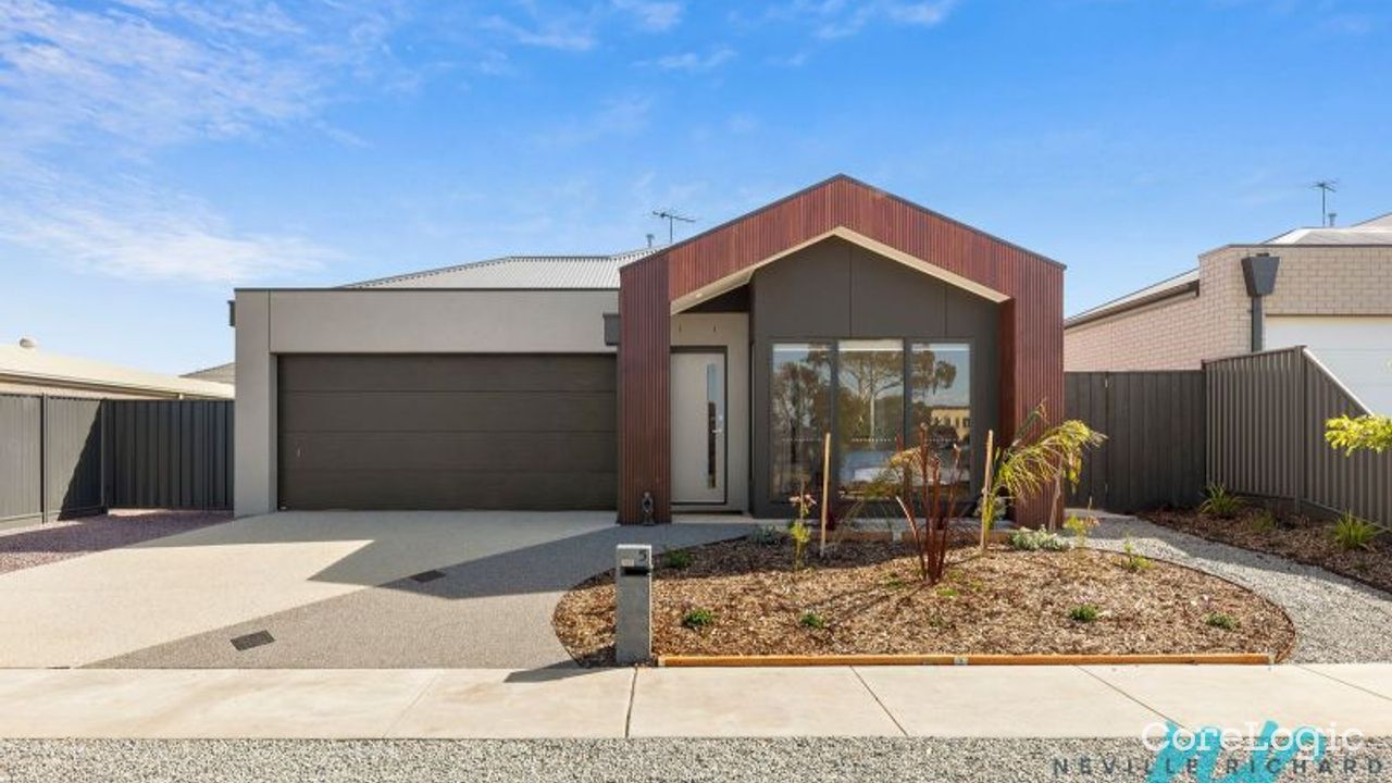 3-bedroom house at 5 King George Street, Greater Geelong Council, Victoria