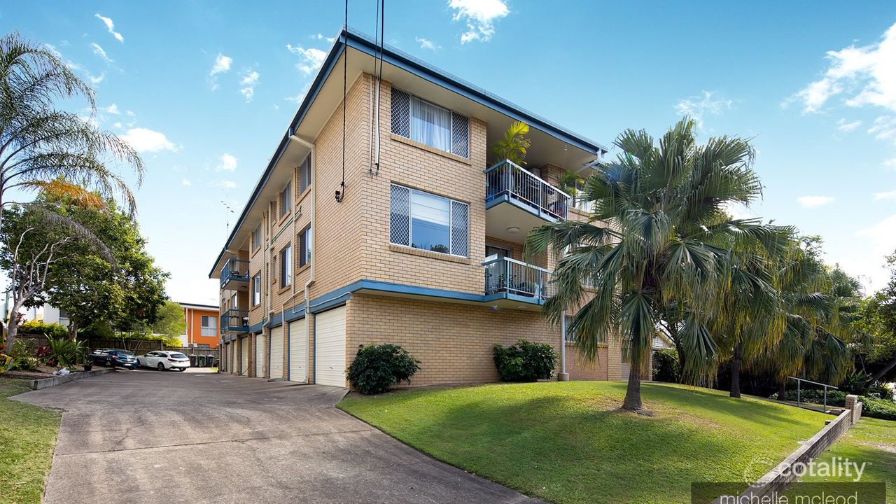 3-bedroom unit at 8/117 Clarence Road, Indooroopilly, QLD 4068, Brisbane, Queensland