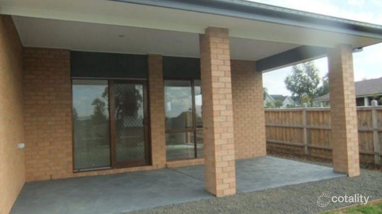 4-bedroom house at 18 Lake Front Mews, Doreen, VIC 3754, Whittlesea Council, Victoria