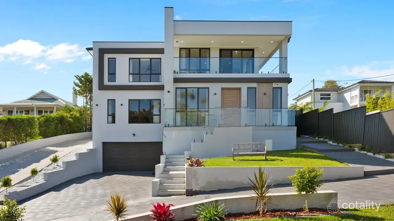5-bedroom house at 83 Parkes Road, Collaroy Plateau, NSW 2097, Northern Beaches Council, New South Wales