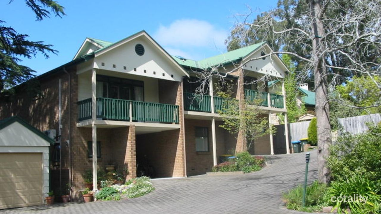 3-bedroom unit at 2/15 Druid Avenue, Stirling, SA 5152, Adelaide Hills, South Australia