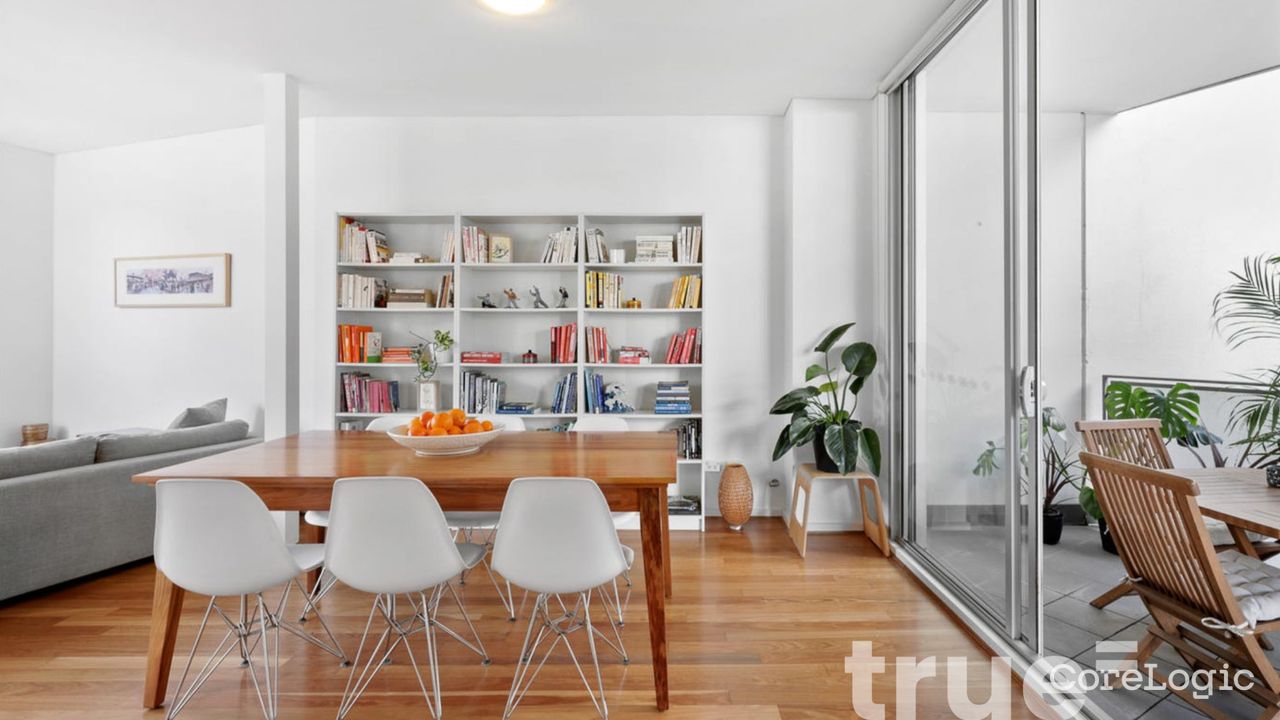 2-bedroom unit at 11/21-25 Coulson Street, Sydney Council, New South Wales