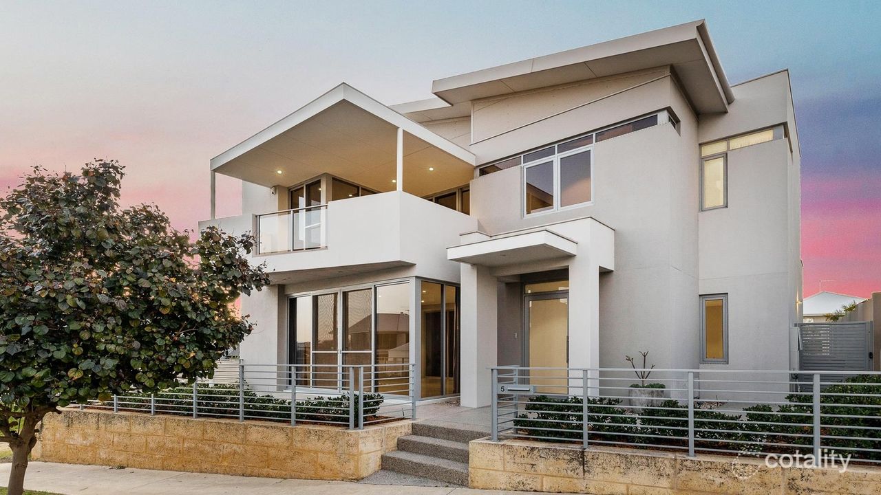 4-bedroom house at 5 Cambria Link, North Coogee, WA 6163, Cockburn, Western Australia