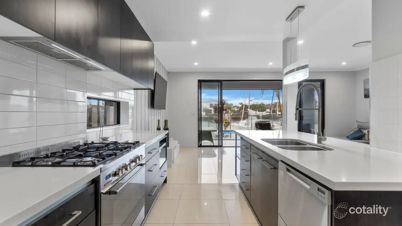 4-bedroom house at 36 Harbour Rise, Hope Island, QLD 4212, Gold Coast Council, Queensland