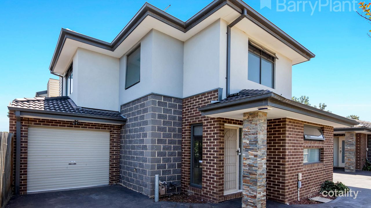 3-bedroom unit at 2/400 Main Road West, St Albans, VIC 3021, Brimbank, Victoria