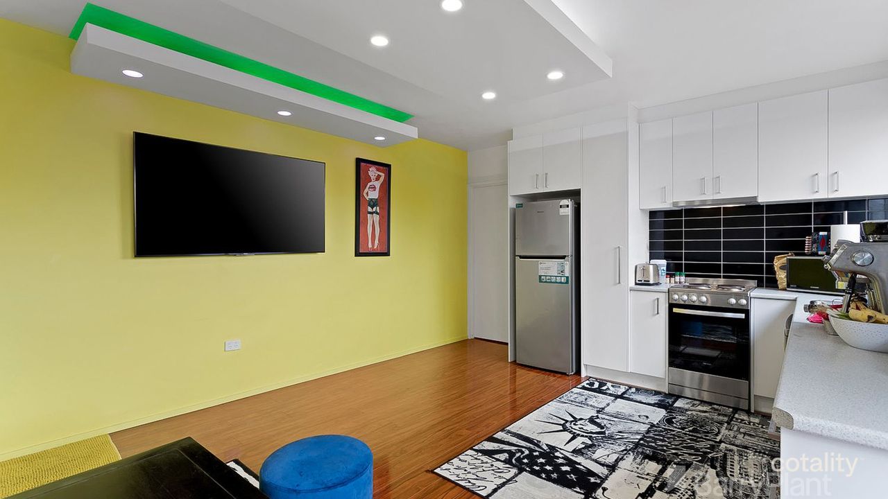 2-bedroom unit at 4/17 St Albans Road, St Albans, VIC 3021, Brimbank Council, Victoria