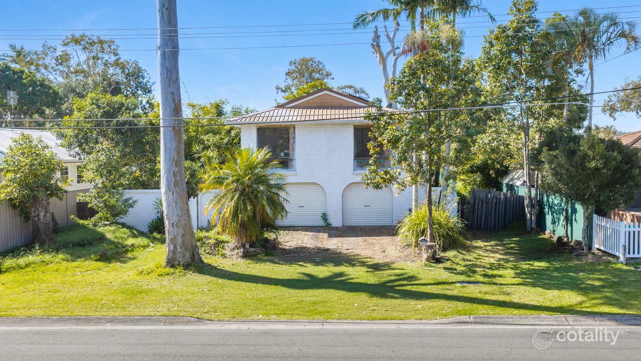4-bedroom house at 72 Crescent Avenue, Hope Island, QLD 4212, Gold Coast, Queensland