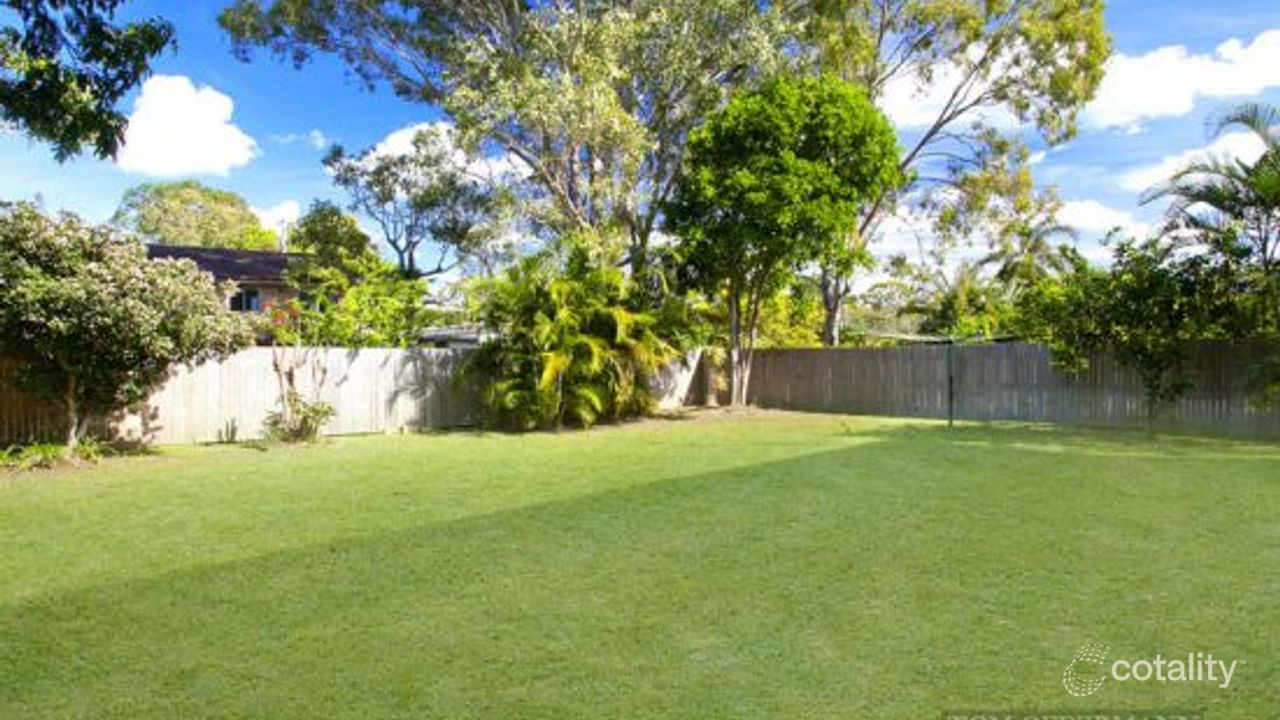 5-bedroom house at 17 Lake View Drive, Tewantin, QLD 4565, Noosa, Queensland